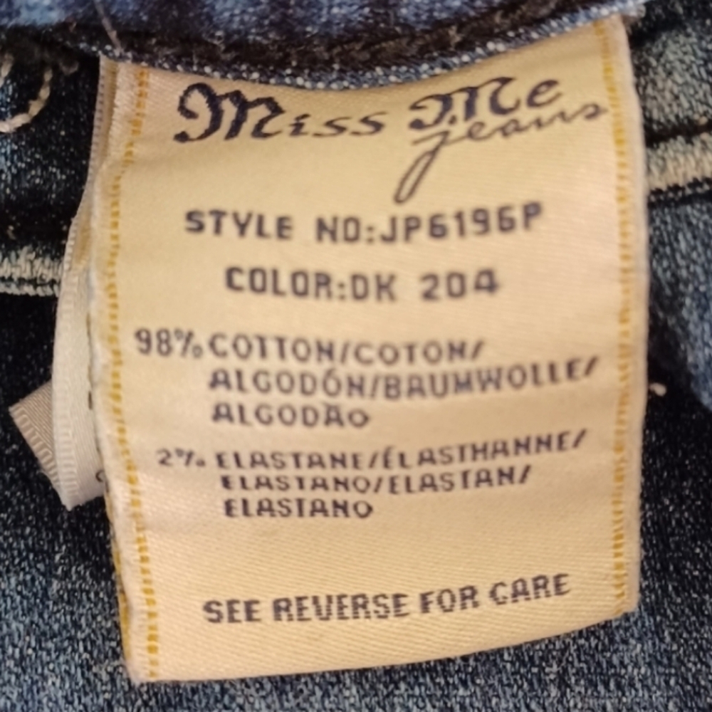 MISS ME Women's Blue Embellished Cropped Low Rise Jeans Capri Pants Size 26 - Picture 10 of 11